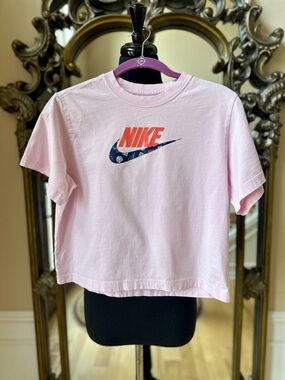 2 Nike Pink Short-Sleeve Girls Tee Shirts with Navy Blue Patterned Swoosh Size L